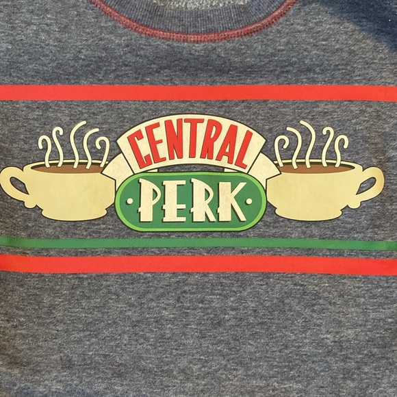 FRIENDS crop top sweater - Picture 3 of 4